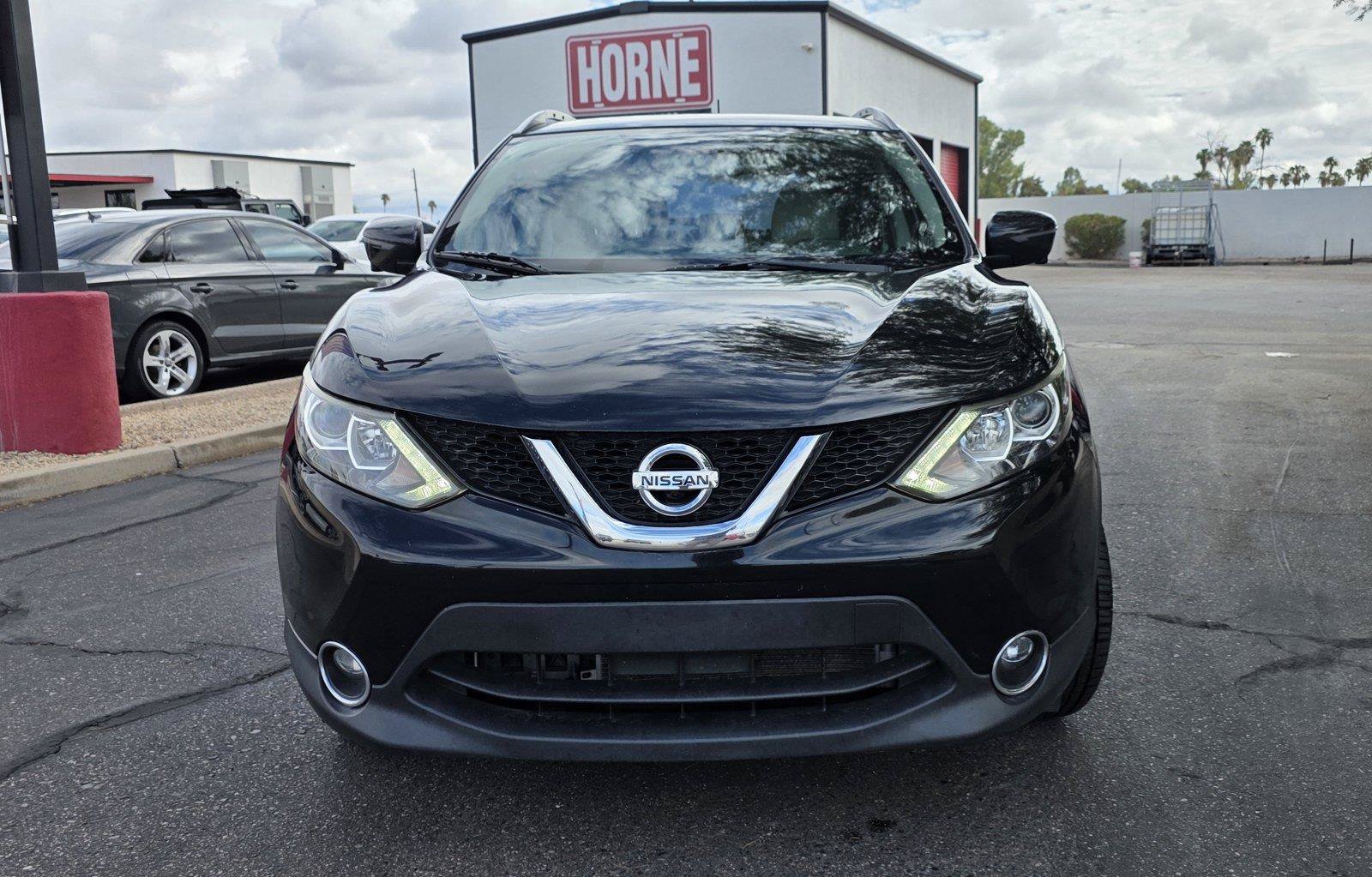 Used 2017 Nissan Rogue Sport SL FWD image 2