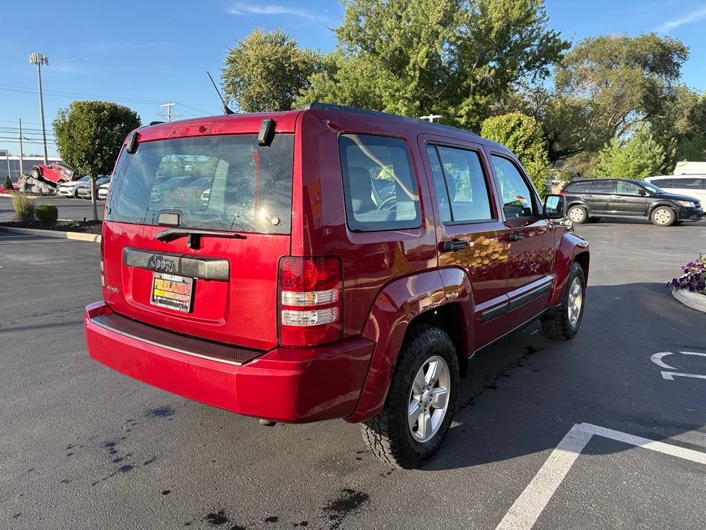 Used 2012 Jeep Liberty Sport AWD/4WD image 5