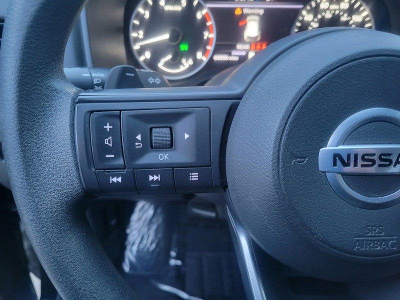 Used 2021 Nissan Rogue S image 34