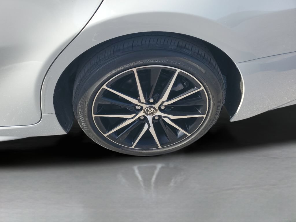 Used 2023 Toyota Camry SE w/ Convenience Package FWD image 26
