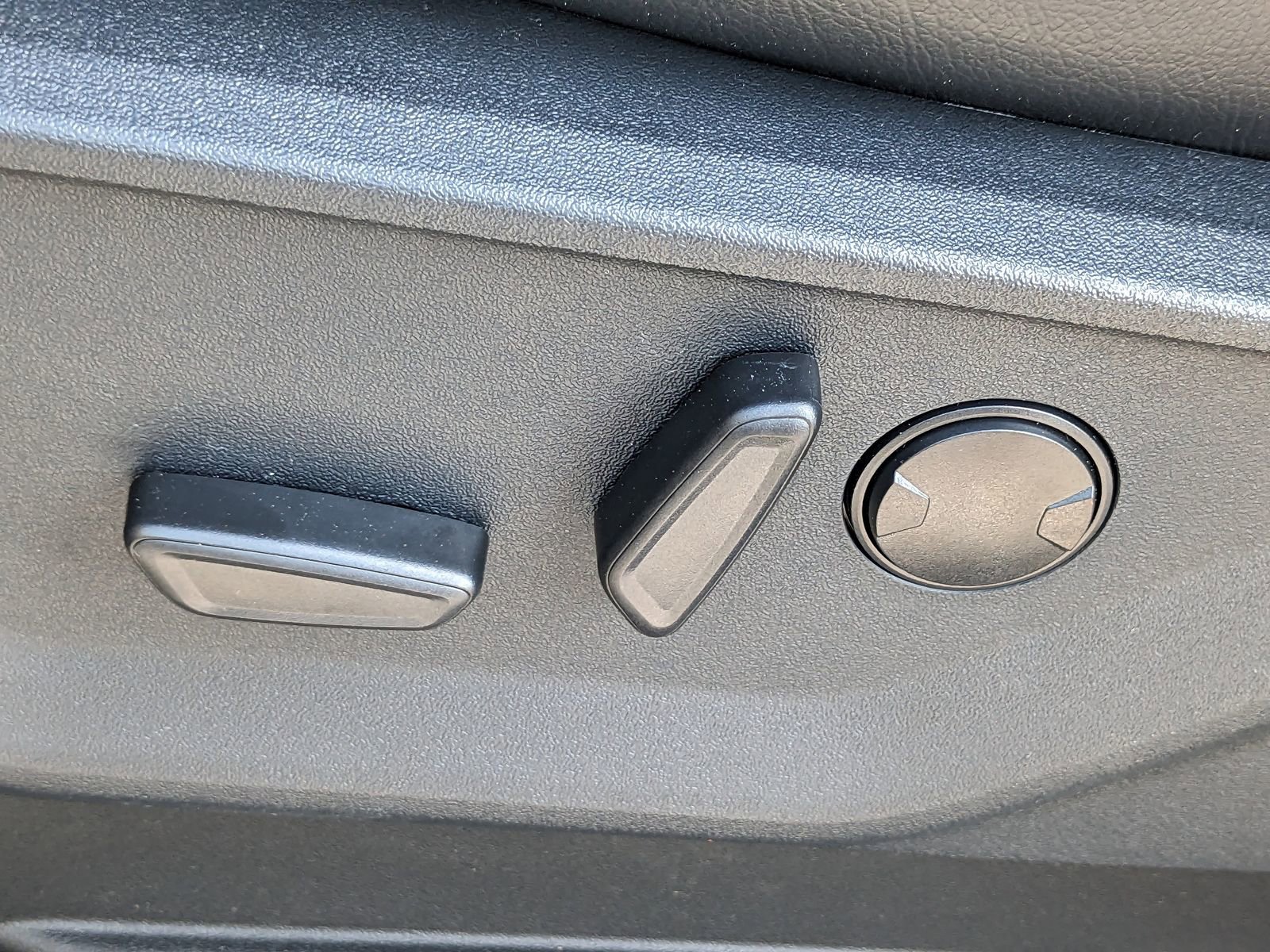 New 2025 Ford F150 XLT w/ Equipment Group 302A MID AWD/4WD image 19