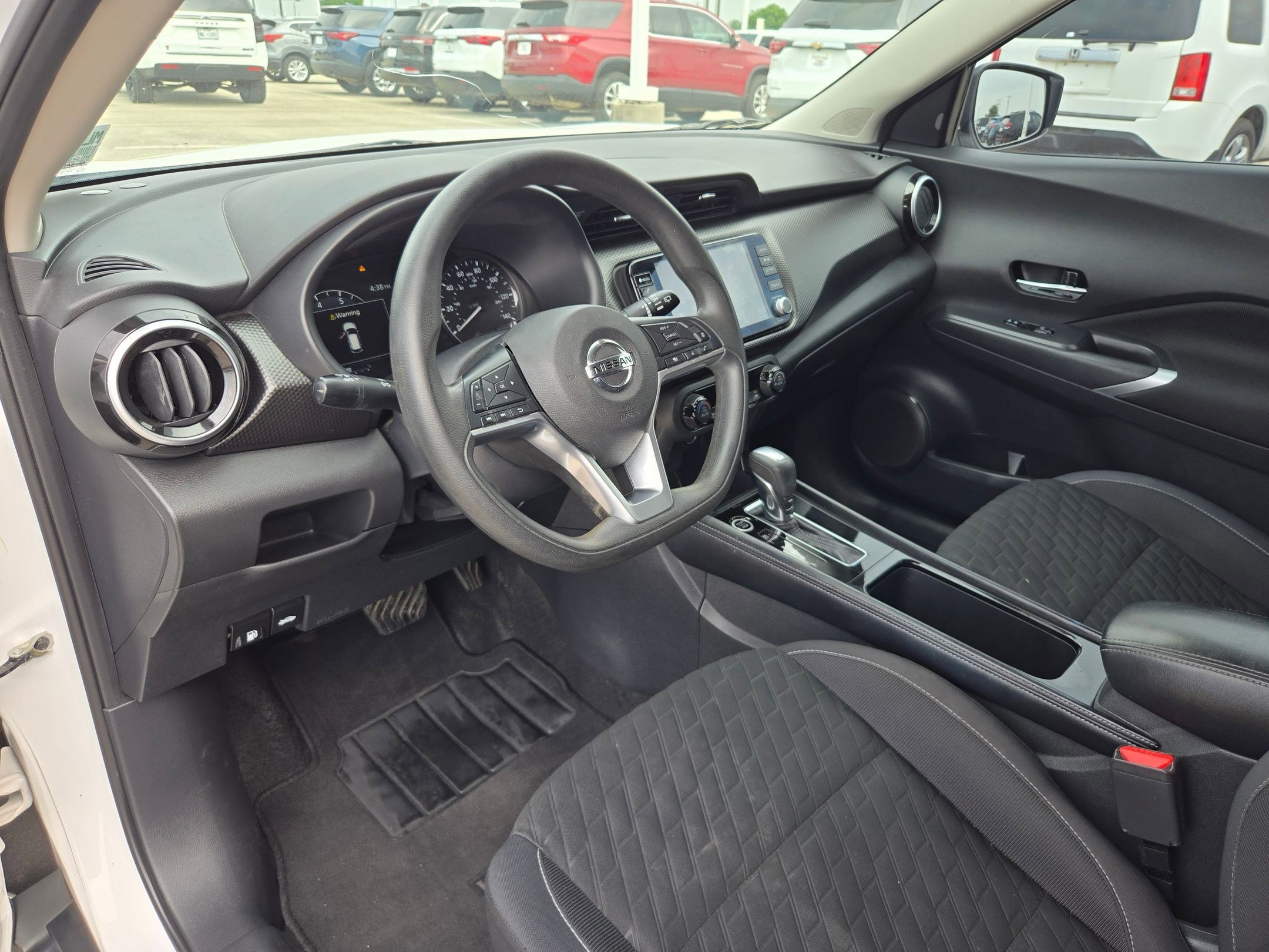 Used 2021 Nissan Kicks SV FWD image 11