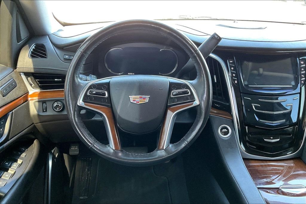 Used 2020 Cadillac Escalade Luxury RWD image 8