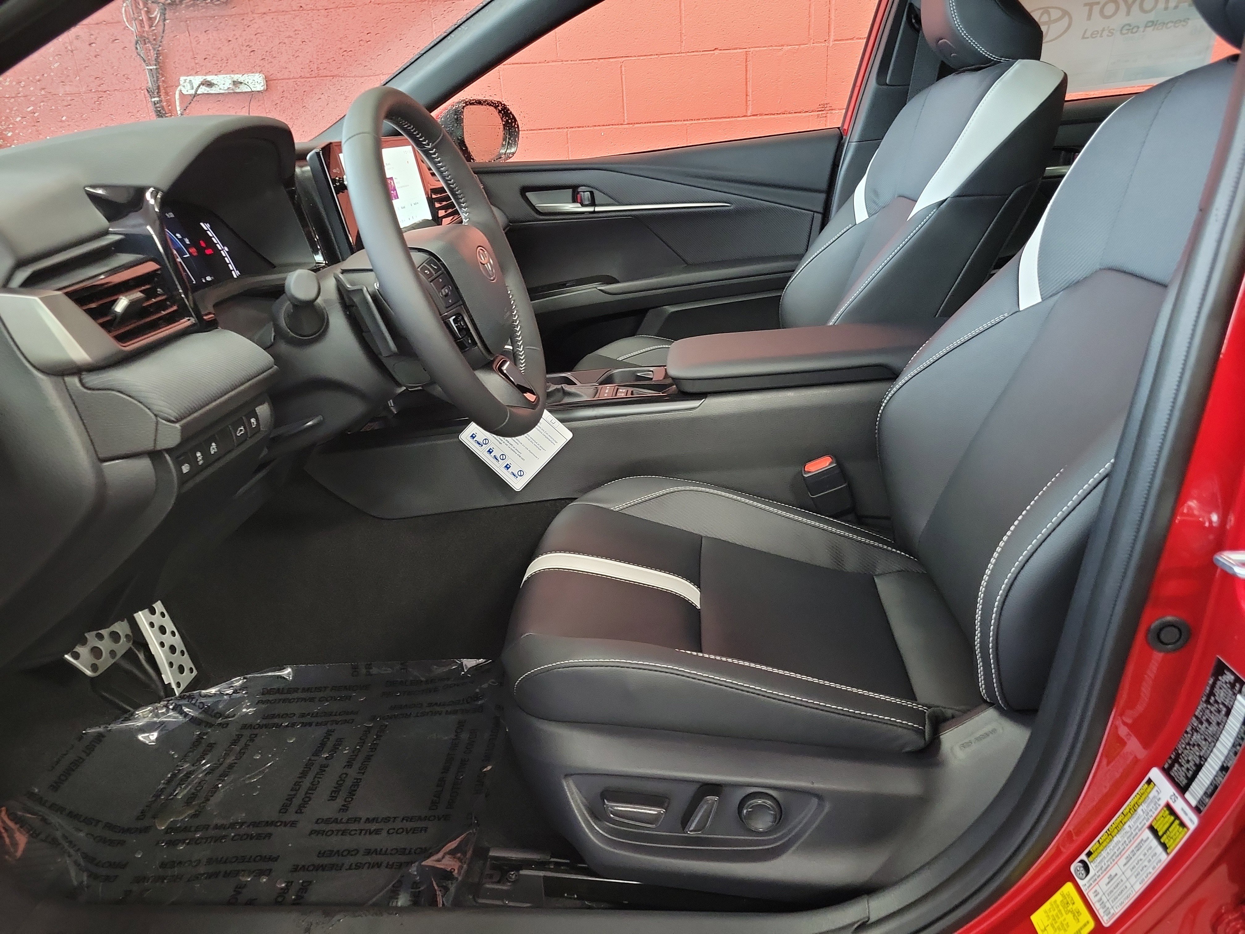 New 2026 Toyota Camry SE w/ Multimedia Upgrade Package AWD/4WD image 11