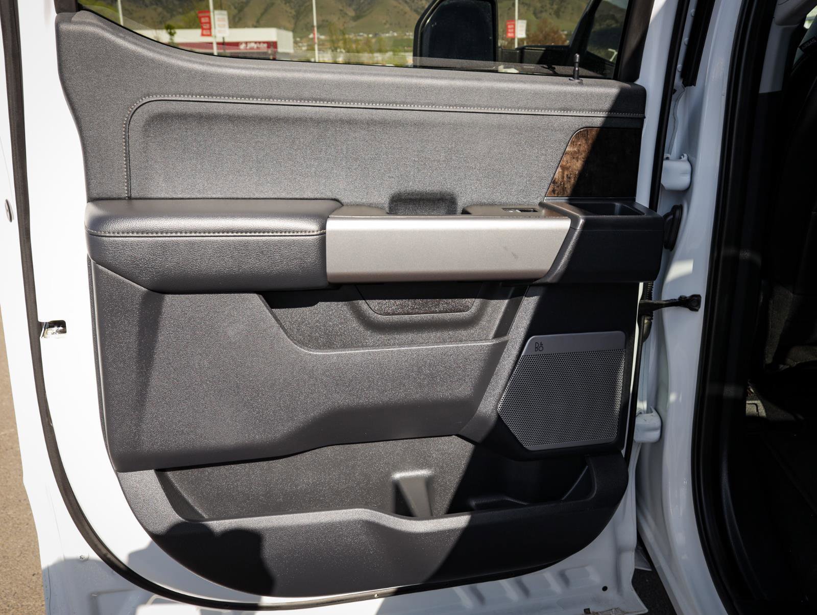 Used 2024 Ford F250 Lariat image 33