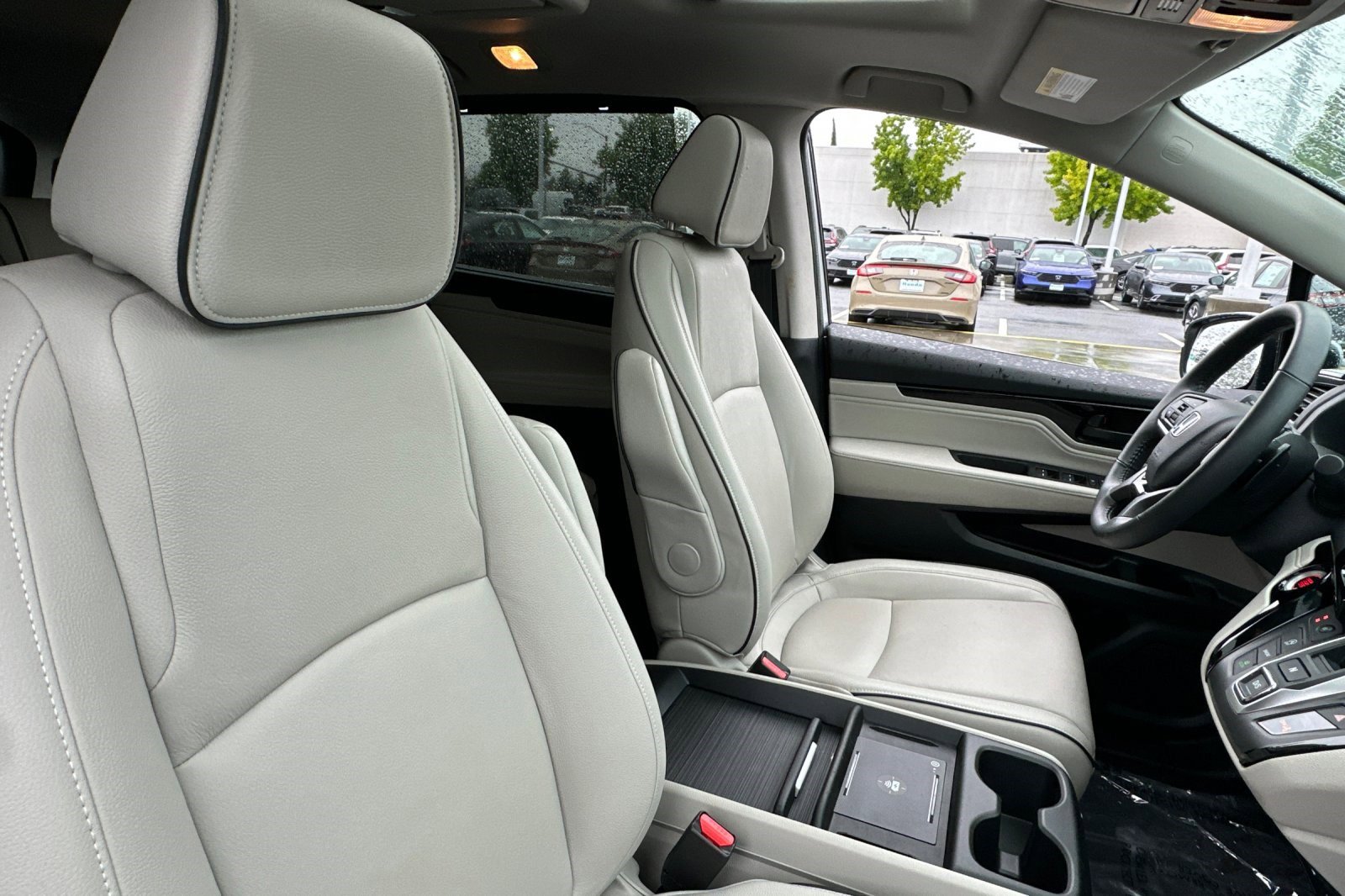 Certified 2025 Honda Odyssey Touring image 31