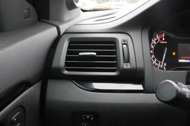 Used 2016 Honda Pilot Elite image 9