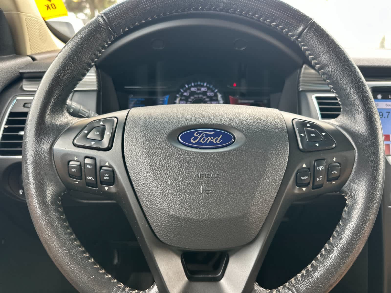 Used 2018 Ford Flex SEL w/ Equipment Group 202A FWD image 26