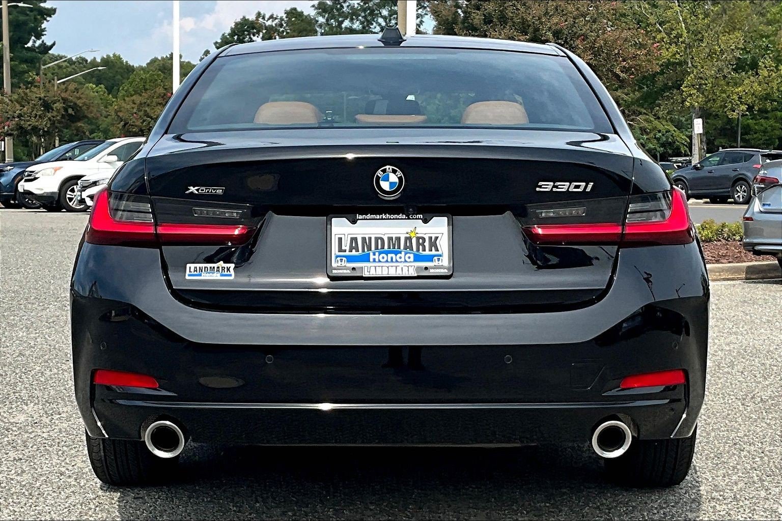 Used 2026 BMW 330i xDrive Sedan AWD/4WD image 4