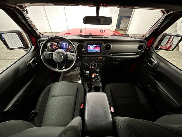 Used 2022 Jeep Gladiator Sport AWD/4WD image 12