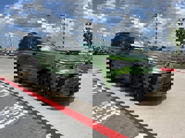 New 2025 Volkswagen Taos SE image 4