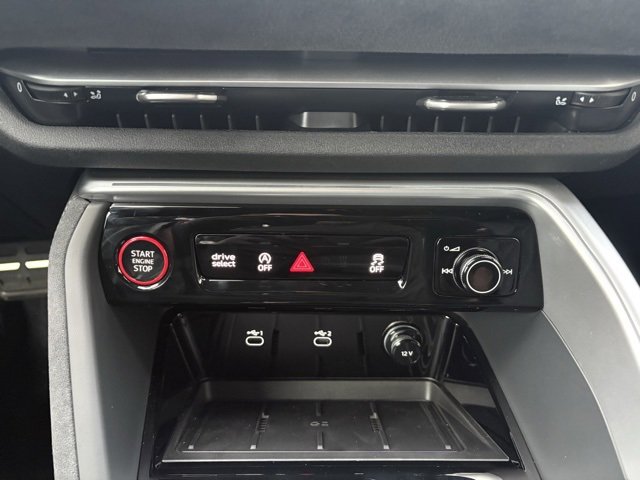 New 2025 Audi SQ5 Premium Plus image 32