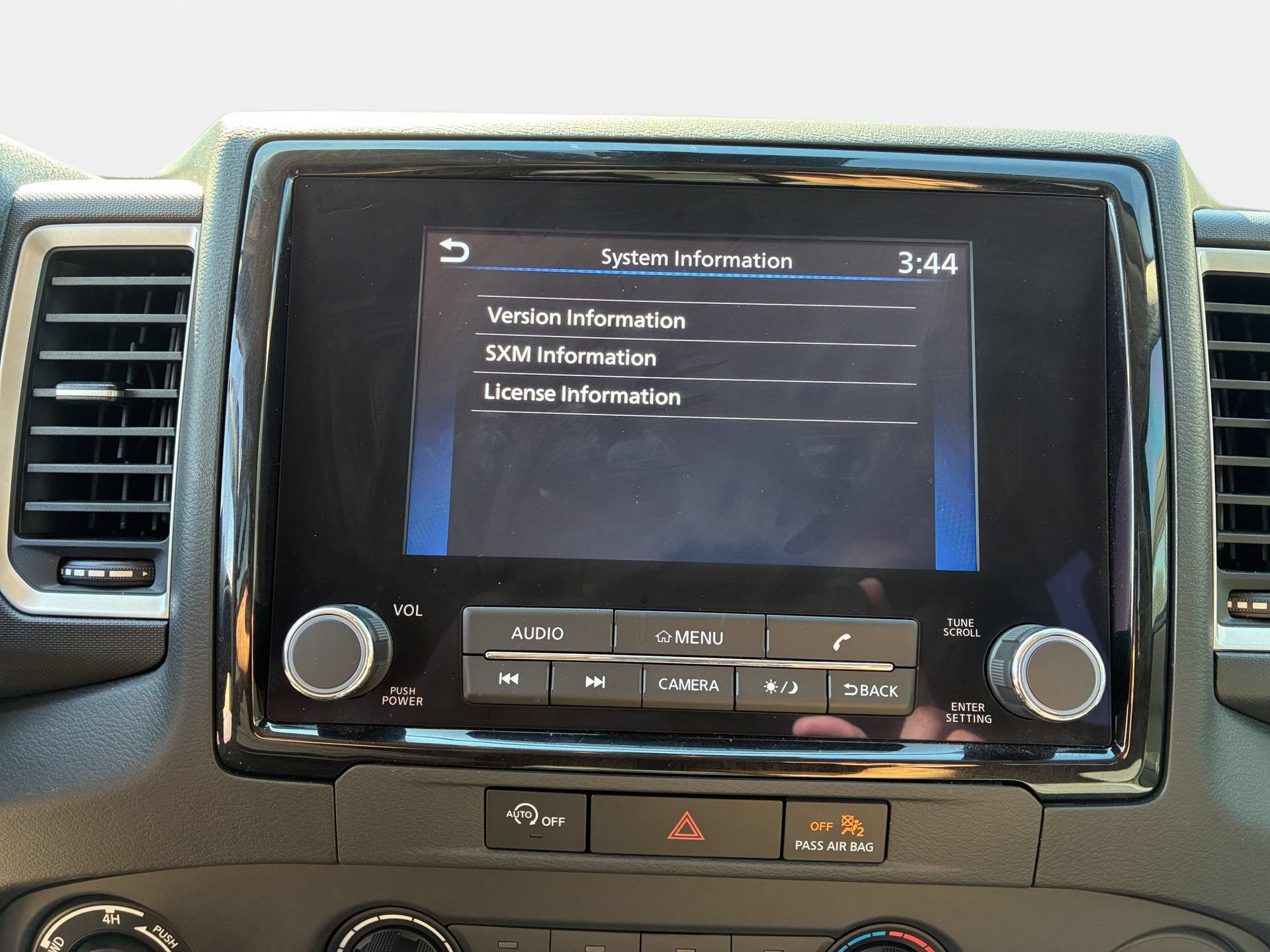 Used 2024 Nissan Frontier SV w/ Technology Package AWD/4WD image 21