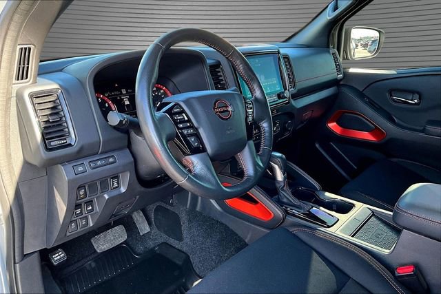 Used 2022 Nissan Frontier PRO-4X AWD/4WD image 18