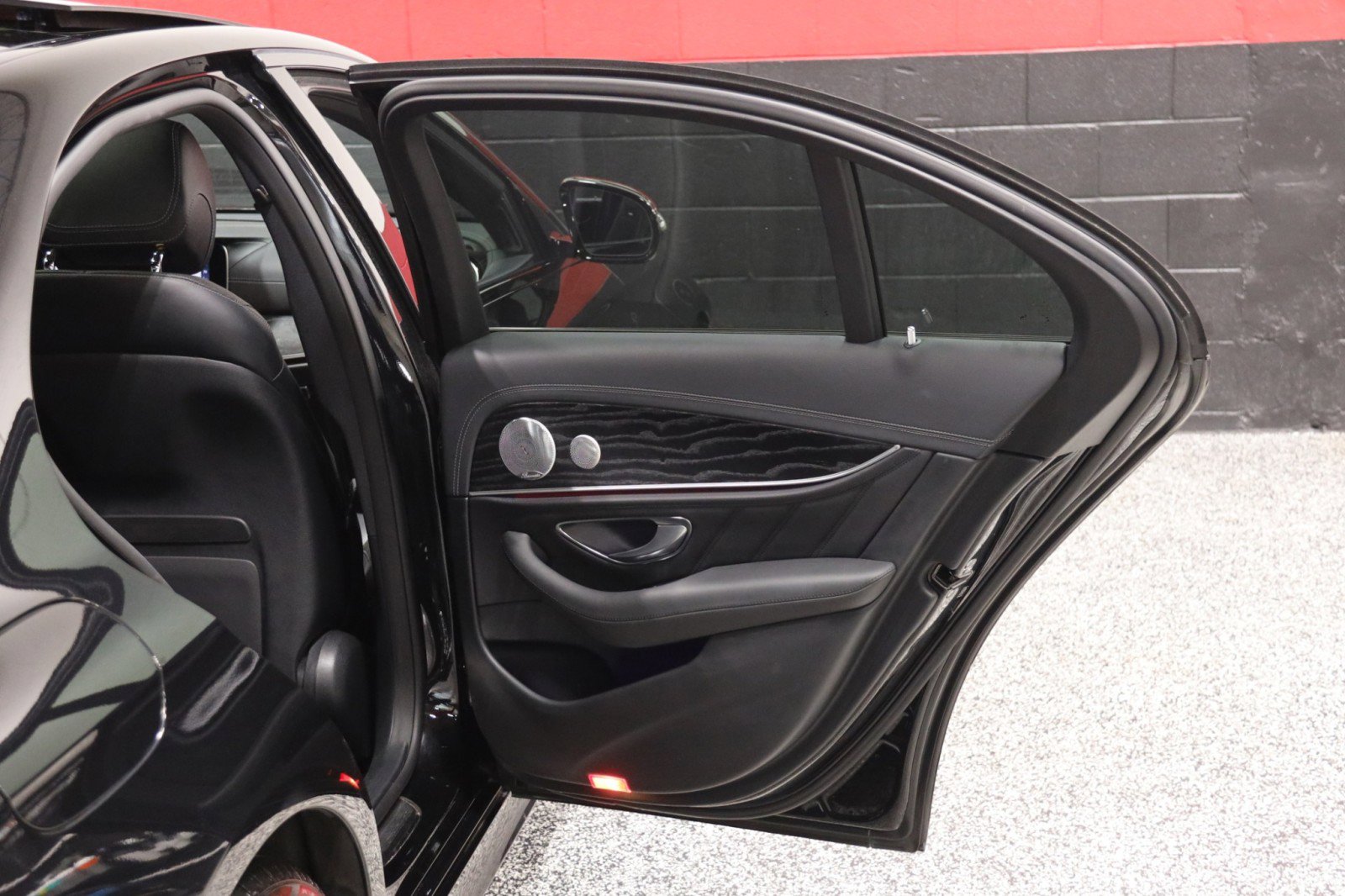 Used 2019 Mercedes-Benz E 53 AMG 4MATIC Sedan image 48