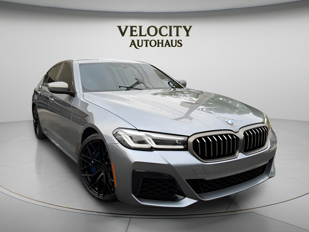 Used 2021 BMW M550i xDrive w/ Parking Assistance Package AWD/4WD image 1