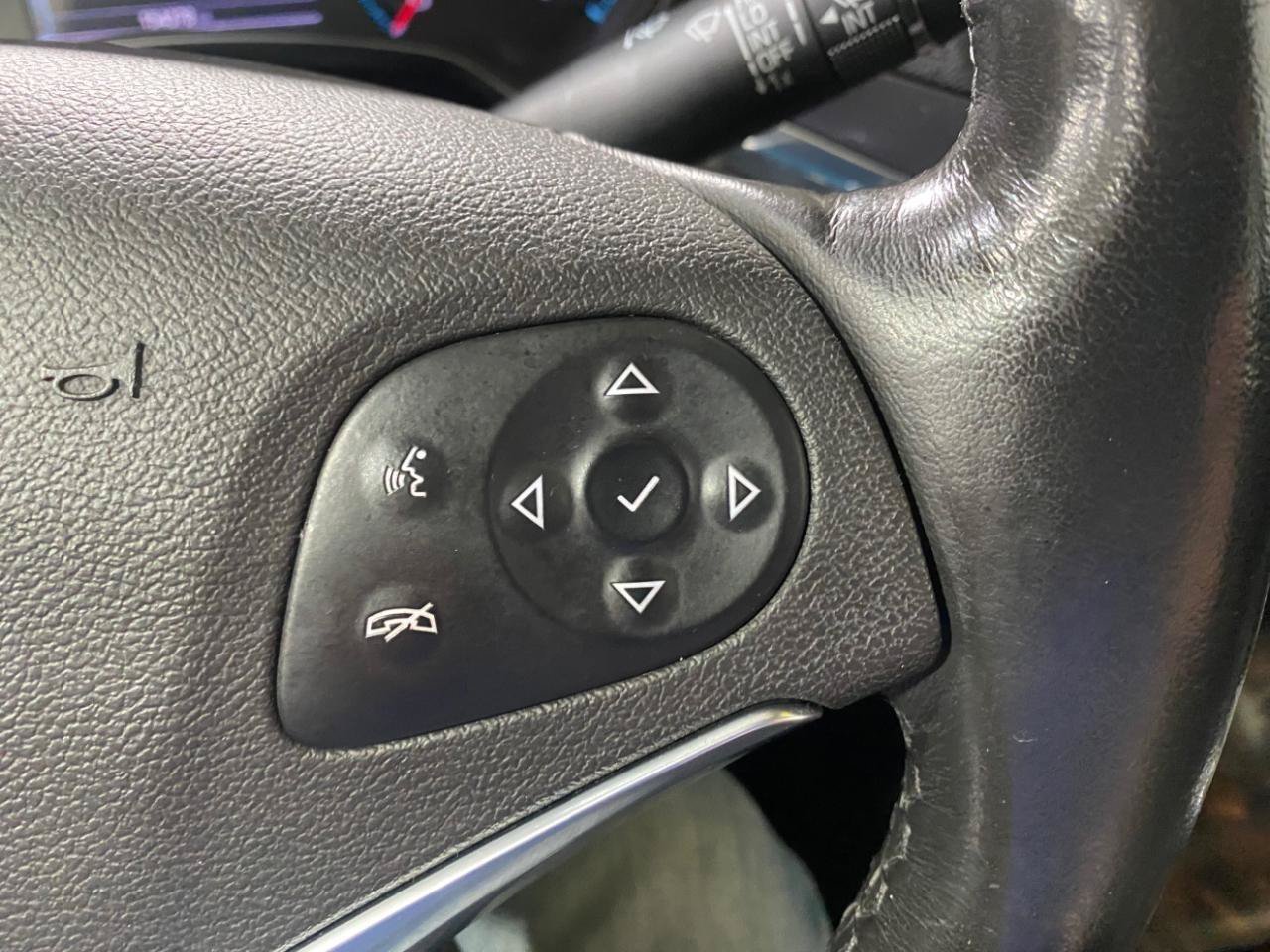 Used 2015 Chevrolet Impala LTZ FWD image 17