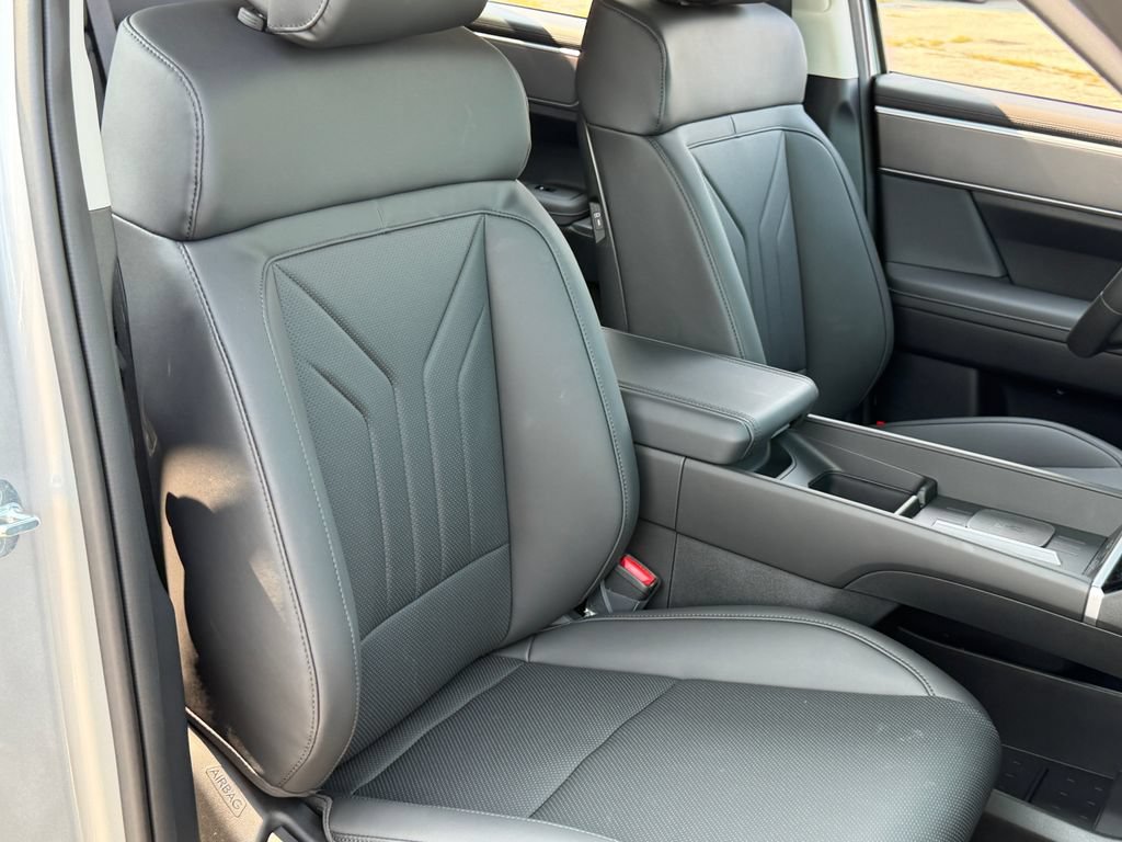 New 2026 Hyundai Santa Fe SEL FWD image 7