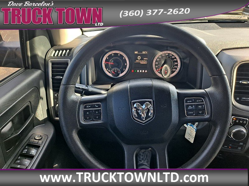 Used 2017 RAM 1500 Express AWD/4WD image 8