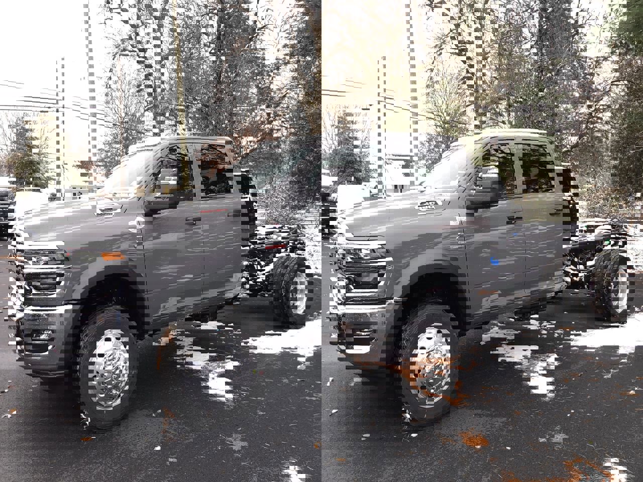 New 2026 RAM 4500 Tradesman w/ Chrome Appearance Group image 3