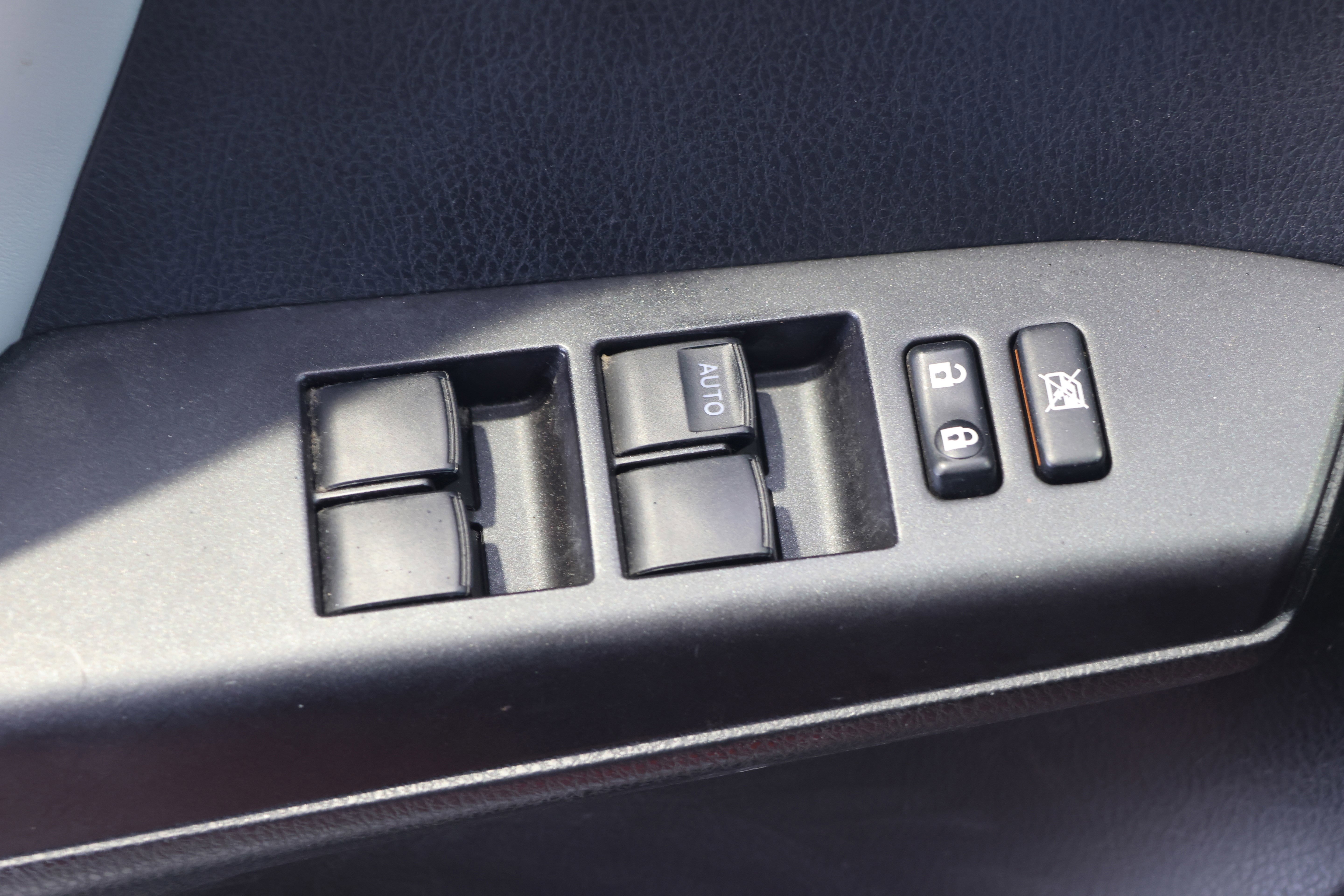 Used 2016 Toyota RAV4 XLE image 13