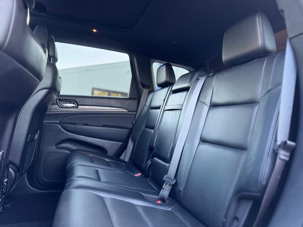 Used 2021 Jeep Grand Cherokee High Altitude AWD/4WD image 24