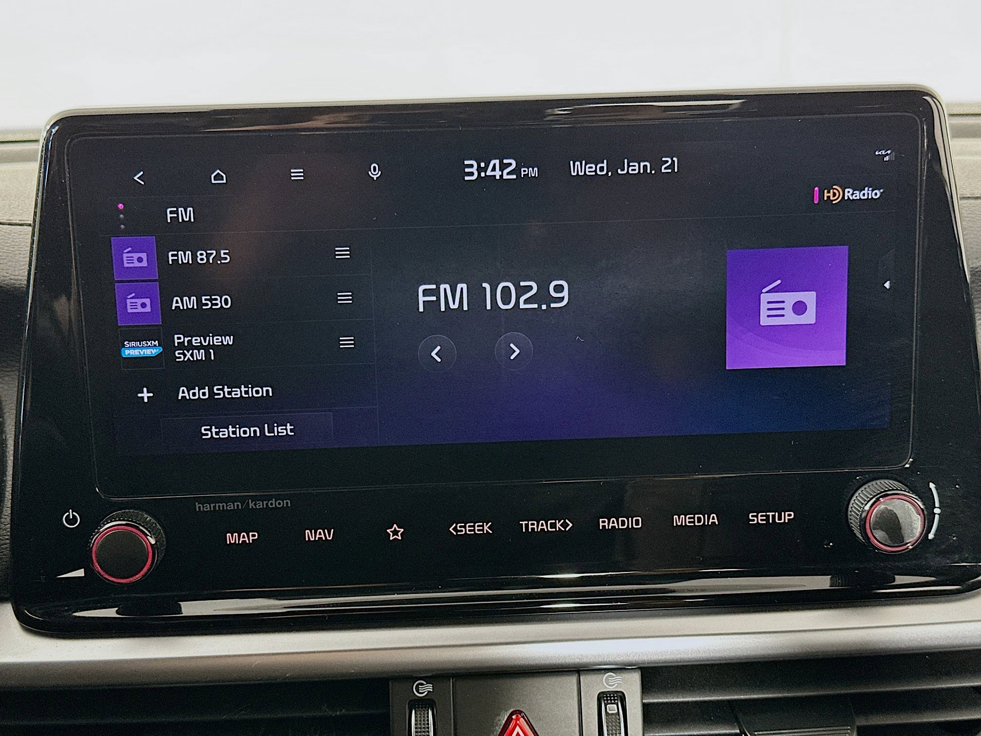 Used 2023 Kia Forte GT-Line w/ GT-Line Premium Package image 21