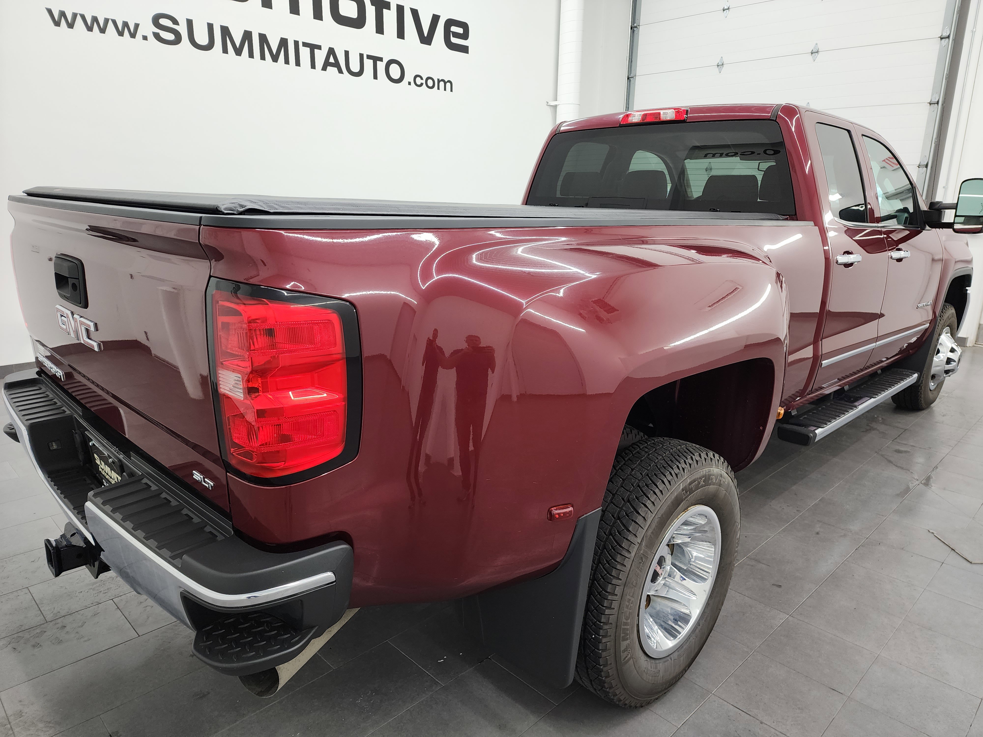 Used 2015 GMC Sierra 3500 SLT w/ Snow Plow Prep Package image 4