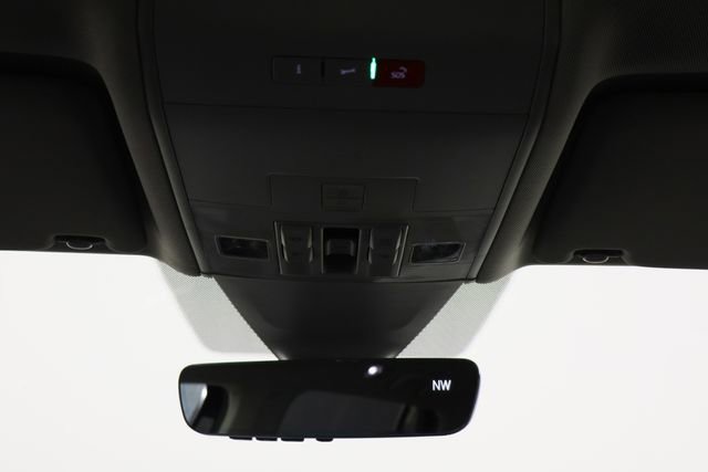 Used 2022 Volkswagen Atlas SEL Premium image 28