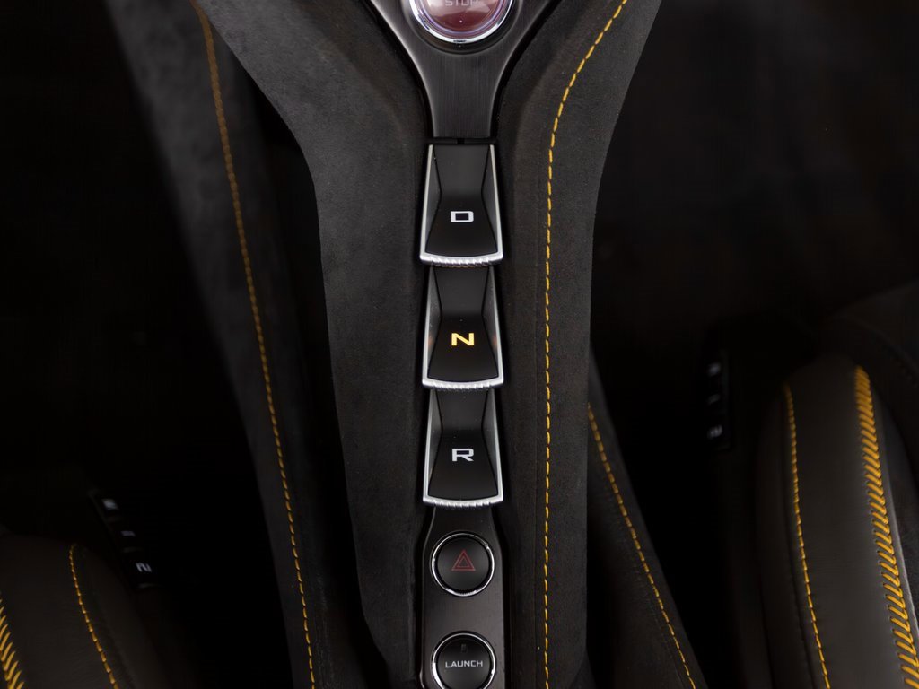 Used 2022 McLaren 720S Performance image 21