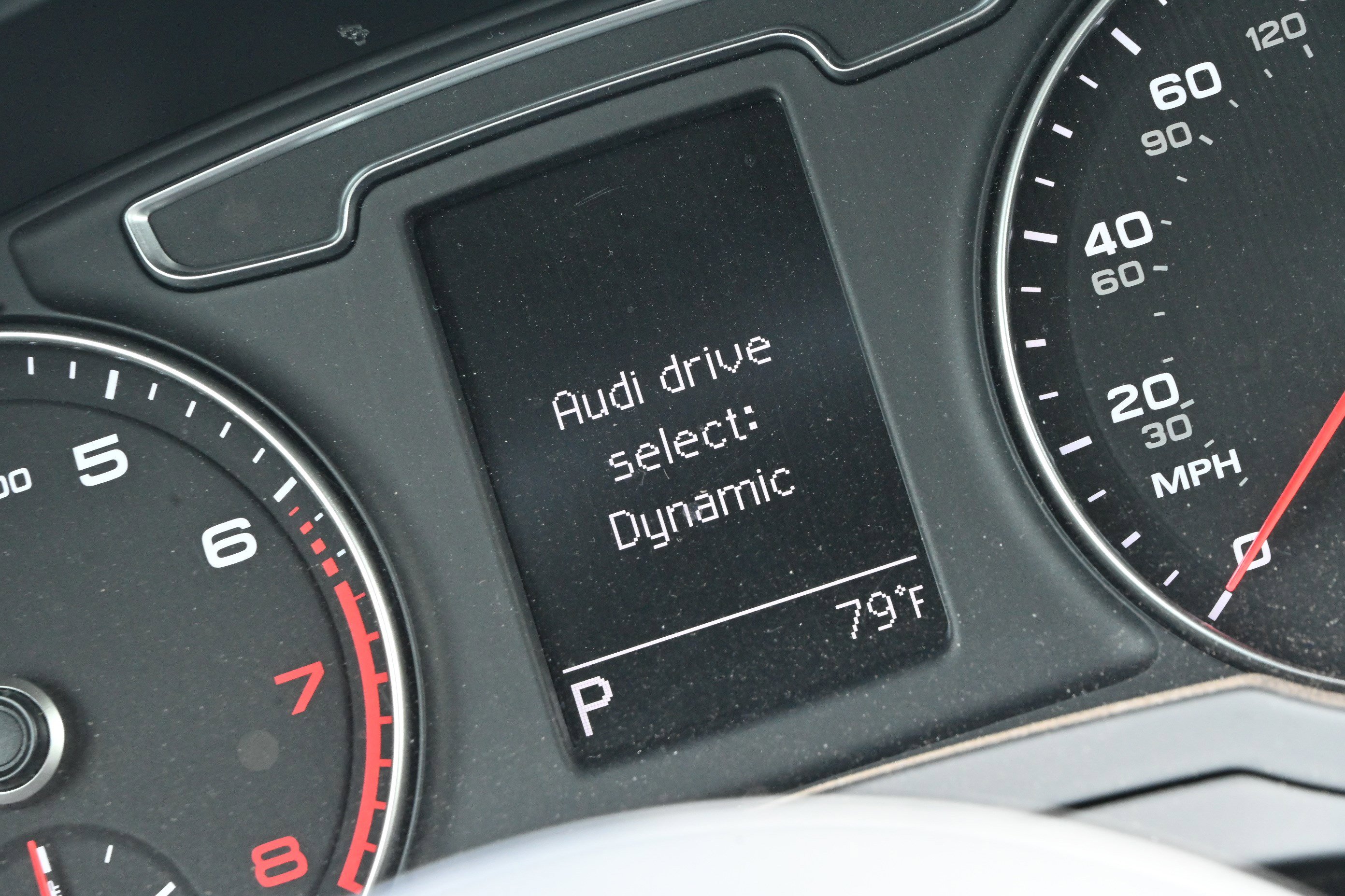 Used 2018 Audi Q3 2.0T Premium w/ Convenience Package image 34