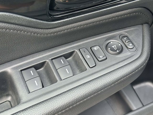 Used 2023 Honda Odyssey Touring image 36