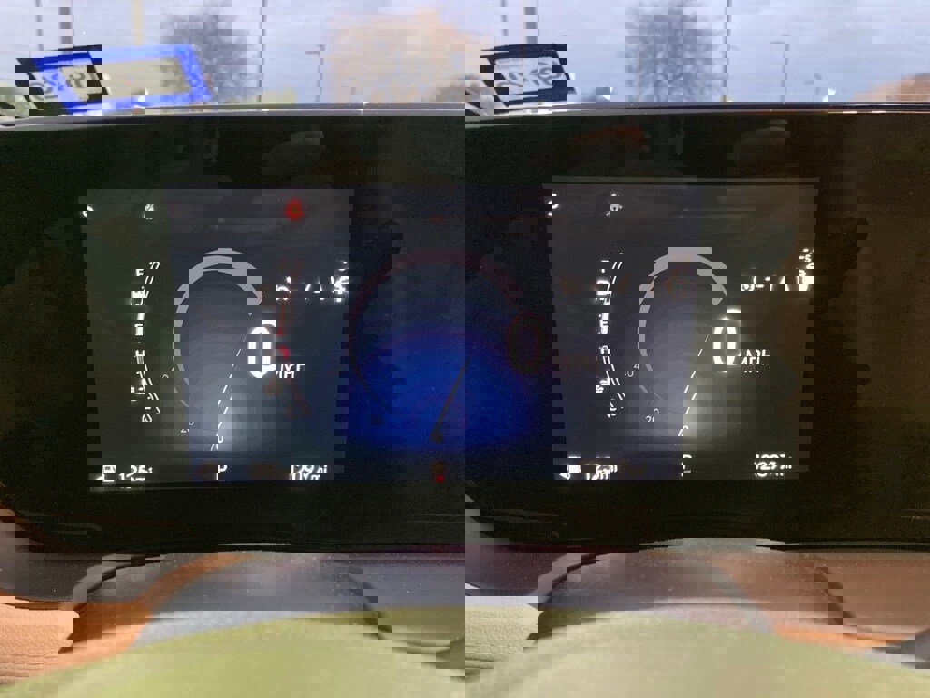 Used 2024 Buick Encore GX Sport Touring w/ Experience Buick Package image 17