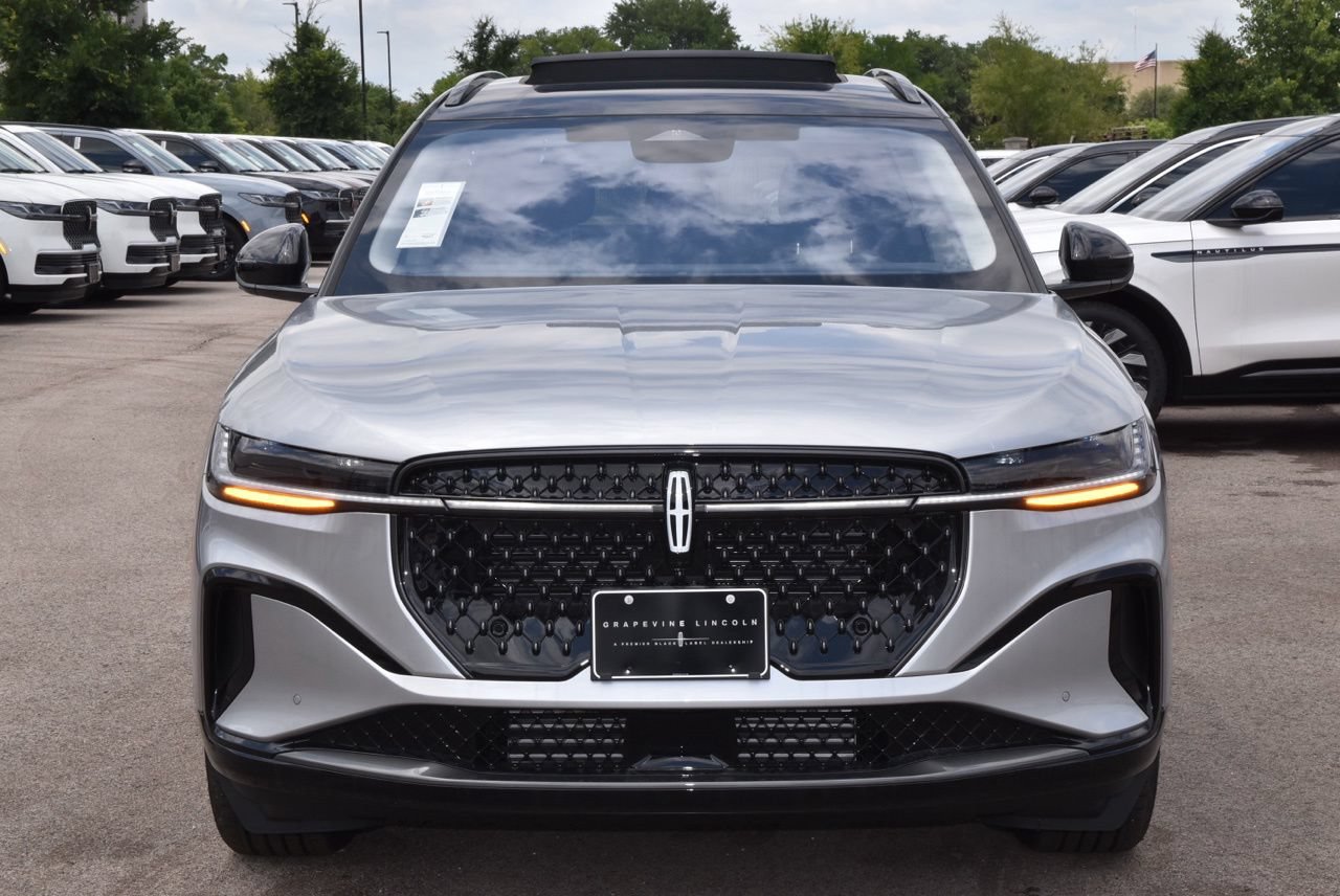 New 2026 Lincoln Nautilus Reserve AWD/4WD image 8