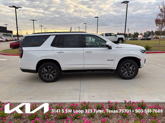 Used 2022 Chevrolet Tahoe Z71 w/ Luxury Package AWD/4WD image 14