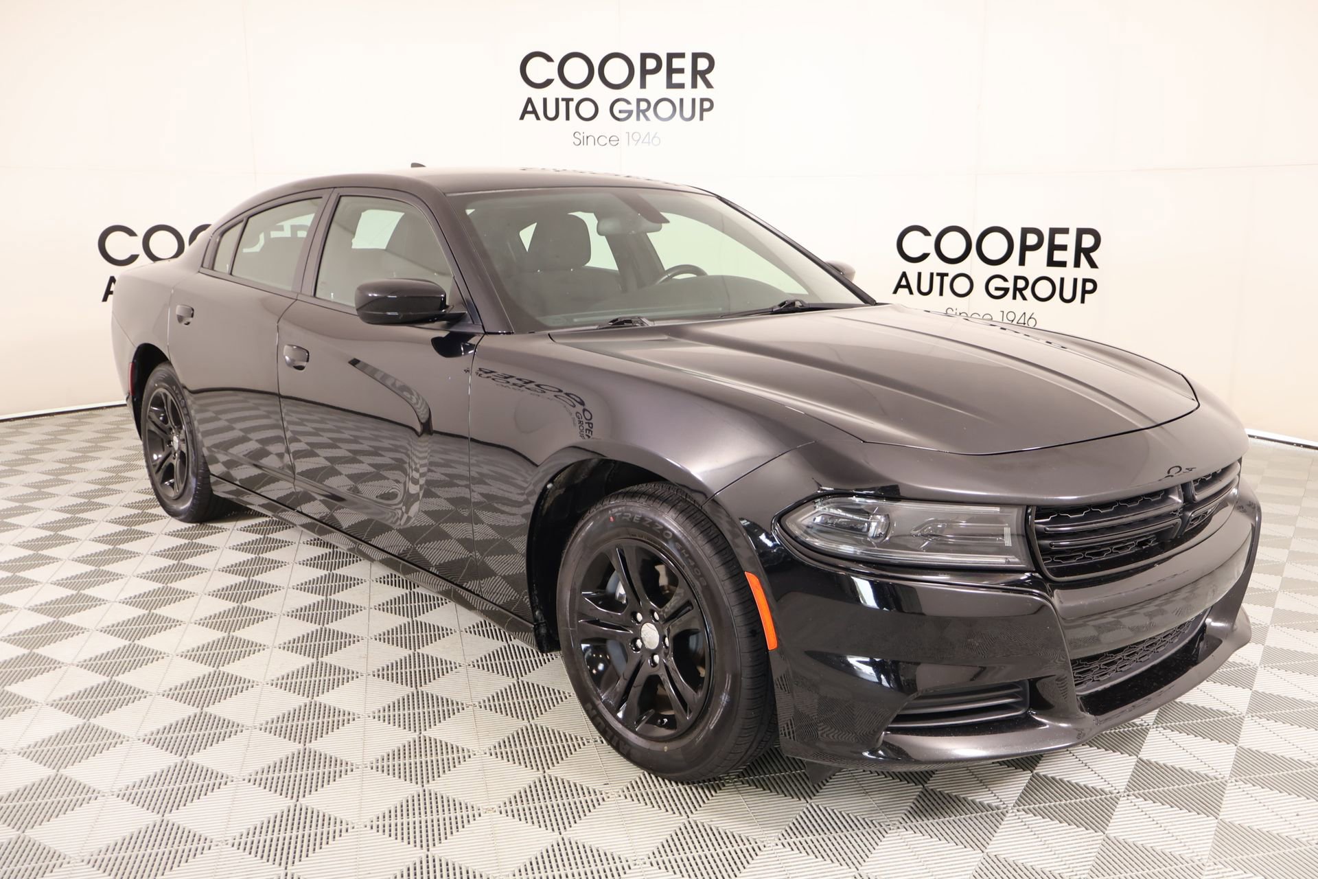 Used 2023 Dodge Charger SXT RWD video 1