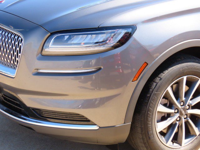 Certified 2022 Lincoln Nautilus FWD image 3