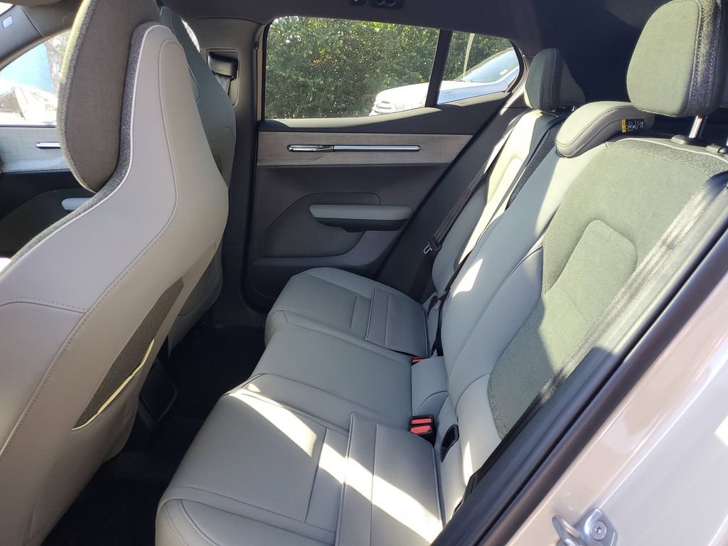 New 2026 Volvo EX30 Plus w/ Protection Package Premier AWD/4WD image 5