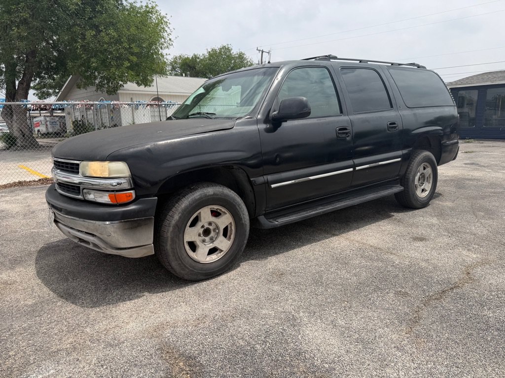 Used 2002 Chevrolet Suburban LT RWD image 2
