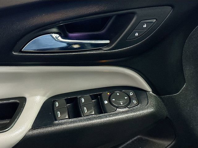 Used 2019 Chevrolet Equinox LS w/ LPO, Roadside Safety Package image 18
