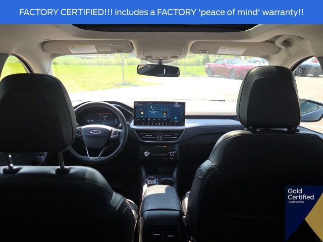 Certified 2025 Ford Escape Platinum AWD/4WD image 14