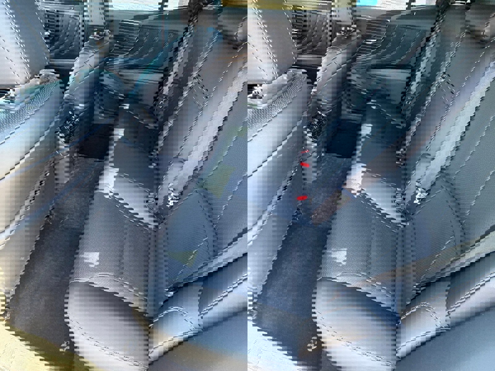 Used 2019 Lexus LS 500 image 16