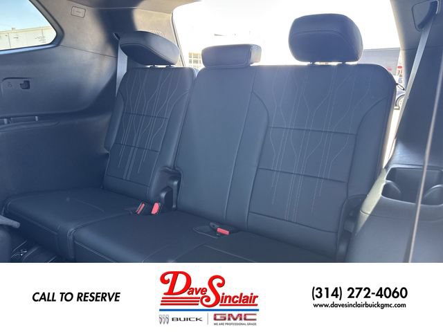New 2026 Buick Enclave Avenir w/ Super Cruise Package FWD image 24