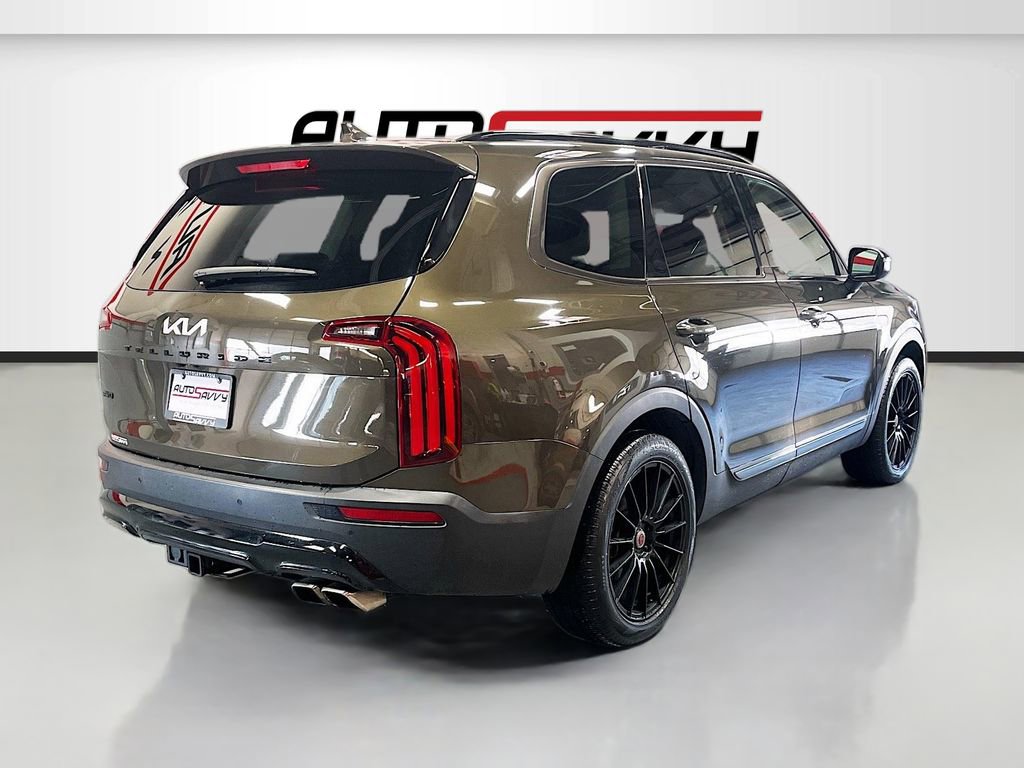 Used 2022 Kia Telluride EX w/ EX Premium Package image 7