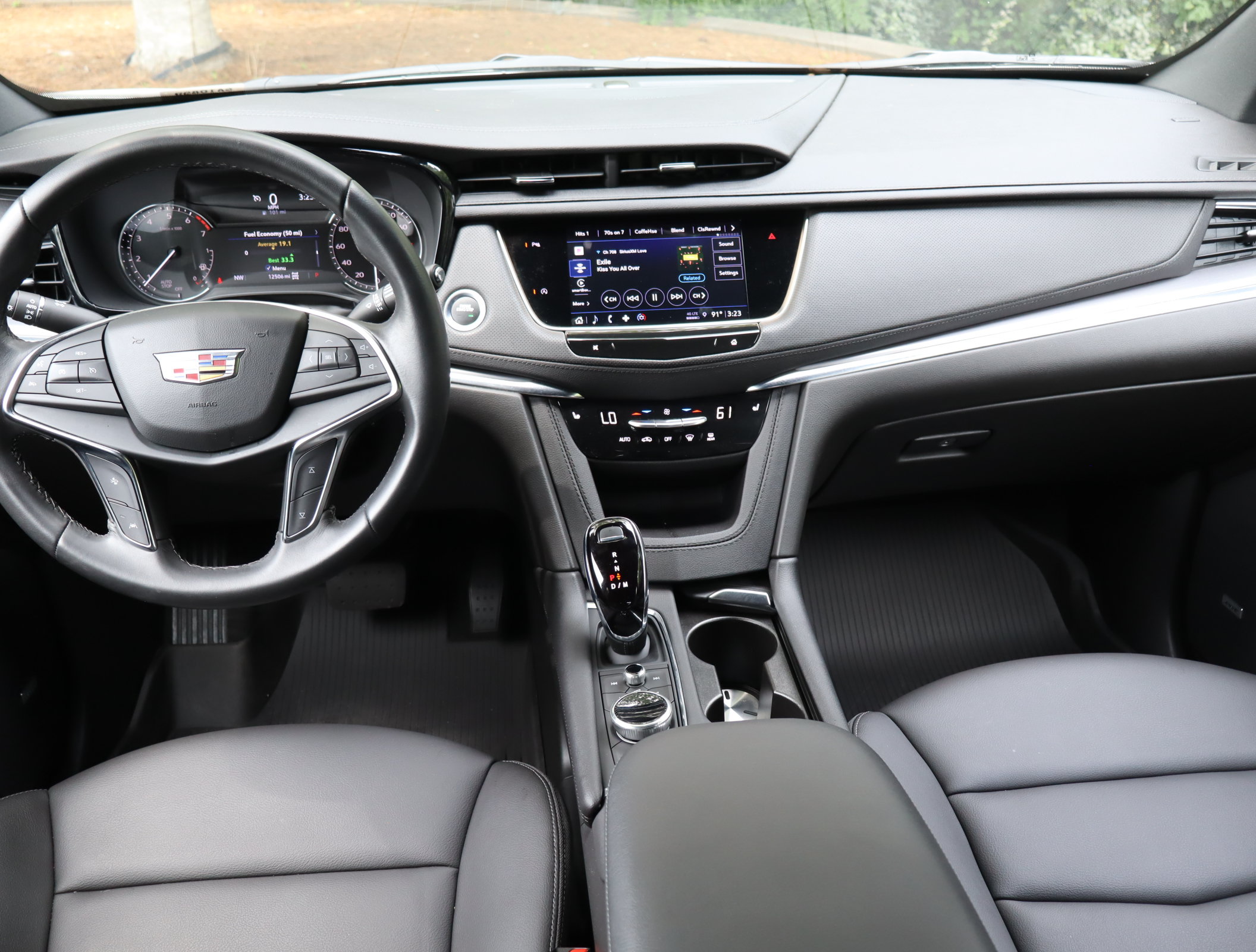 Used 2023 Cadillac XT5 Luxury w/ LPO, Floor Liner Package AWD/4WD image 18