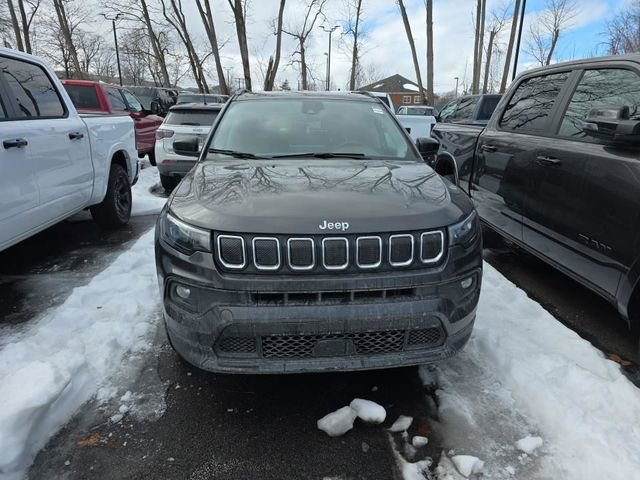 Used 2022 Jeep Compass Latitude image 7