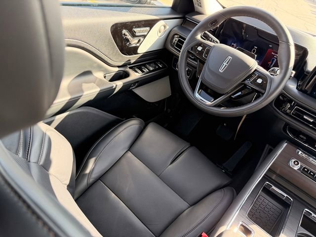 New 2025 Lincoln Aviator Reserve w/ Equipment Group 201A image 19