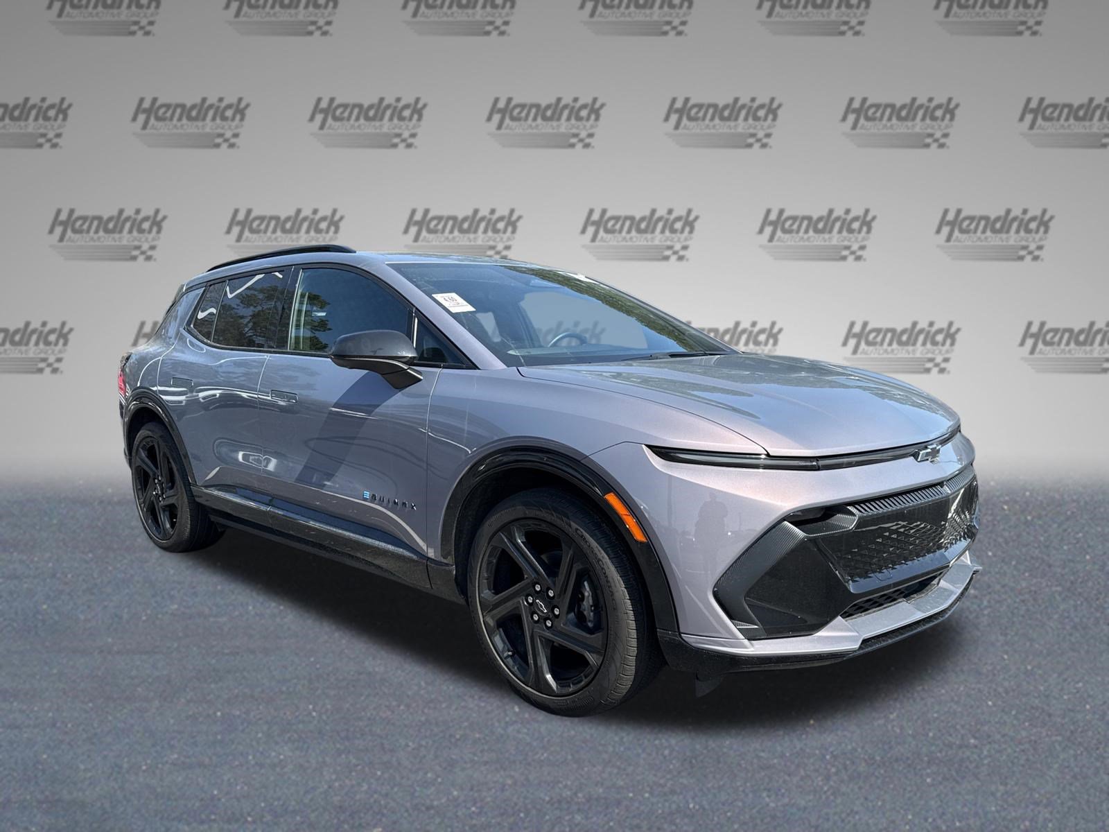 Used 2024 Chevrolet Equinox EV RS image 2