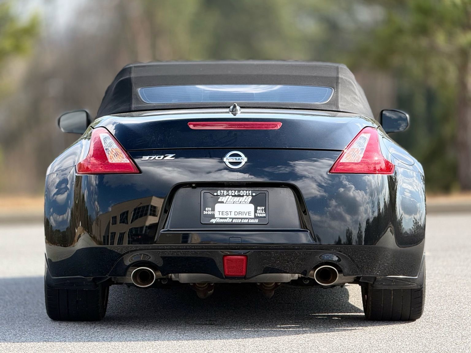Used 2014 Nissan 370Z Touring w/ Sport Package image 2