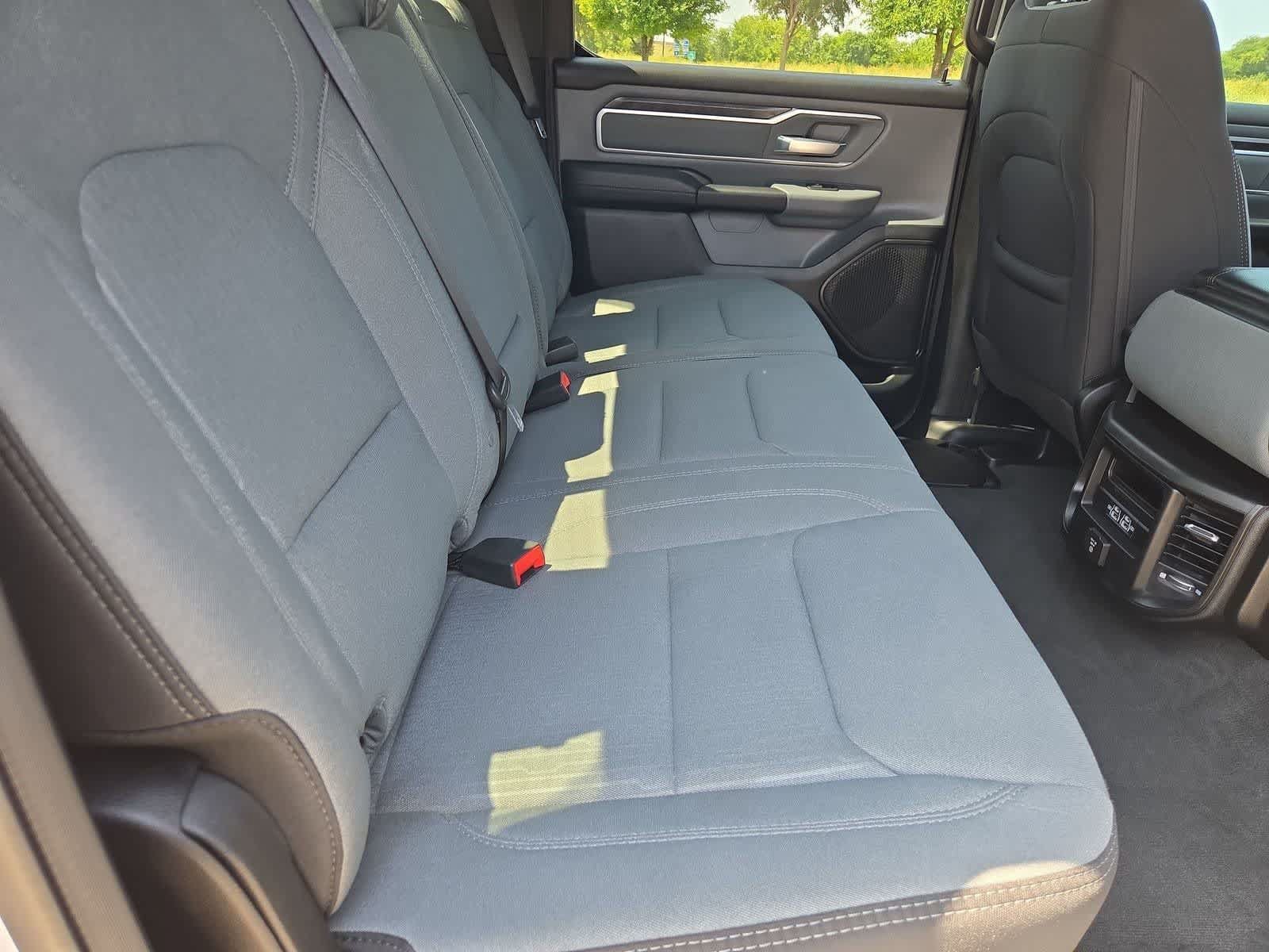 Used 2022 RAM 1500 Big Horn AWD/4WD image 18